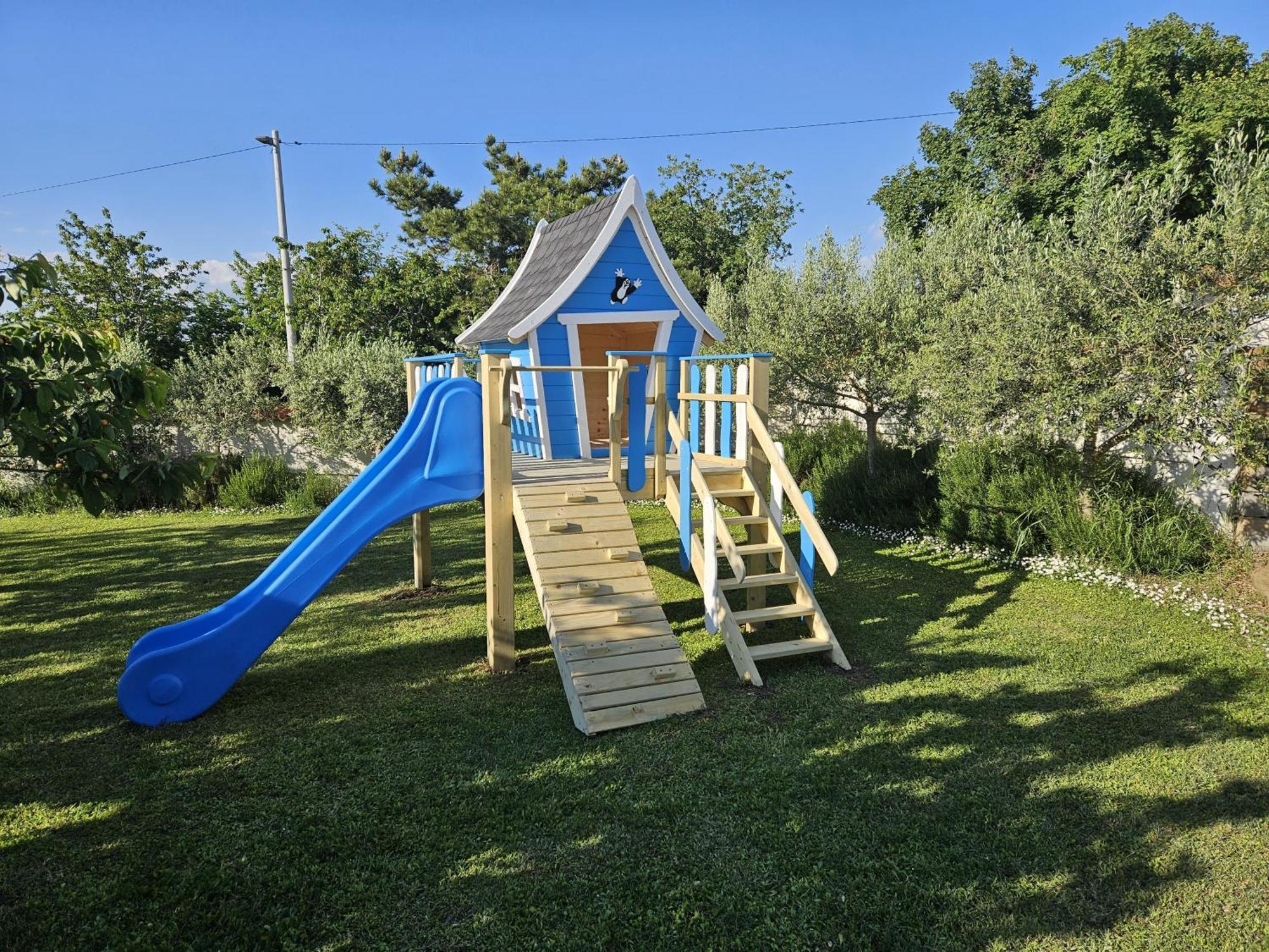 Villa Emi Zgornje Skofije Exterior foto