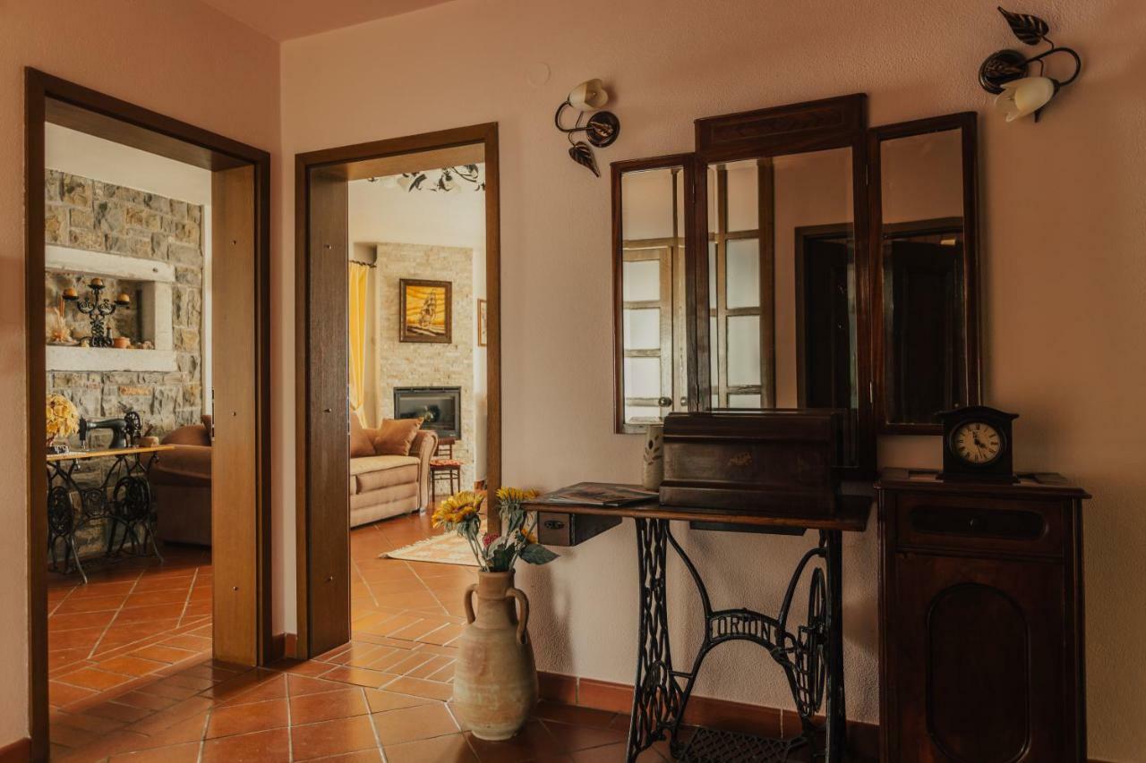 Villa Emi Zgornje Skofije Exterior foto